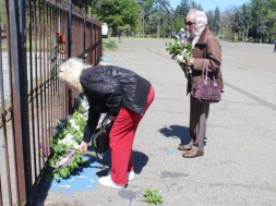 Одесса помнит. 11 лет со дня расправы над одесситами в Доме Профсоюзов