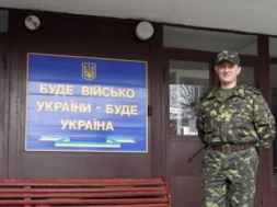 В Хмельницком мужчина выпрыгнул из здания ТЦК, чтобы спастись от мобилизации
