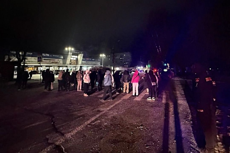 Акции протеста из-за отключений света не прекращаются ни в Днепре, ни в Кривом Роге