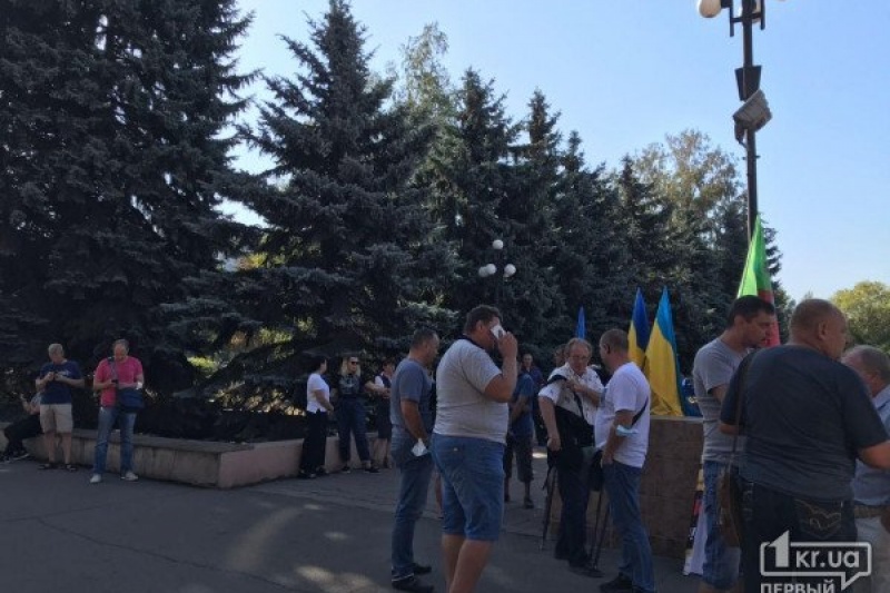 На Днепропетровщине митингуют предприниматели