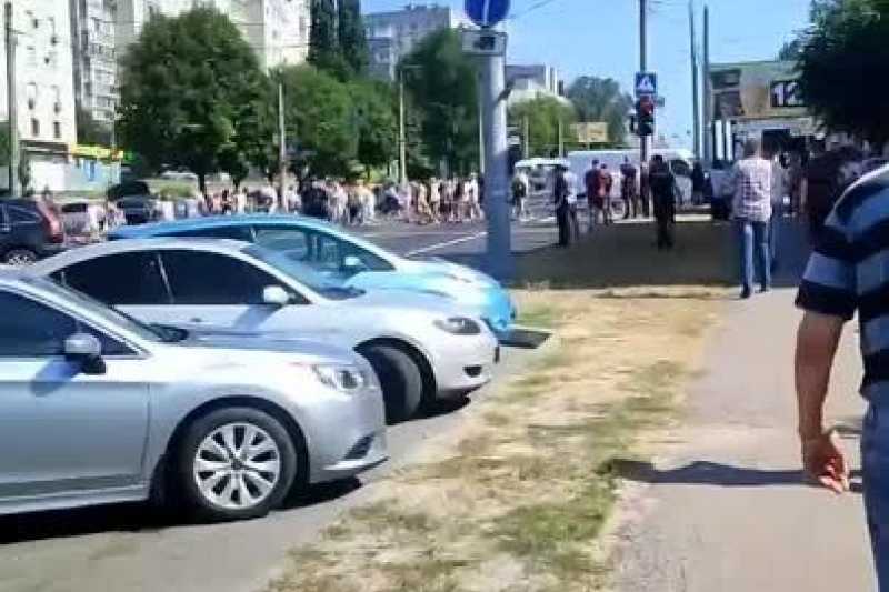 В Кременчуге люди вышли на протест из-за отключений света