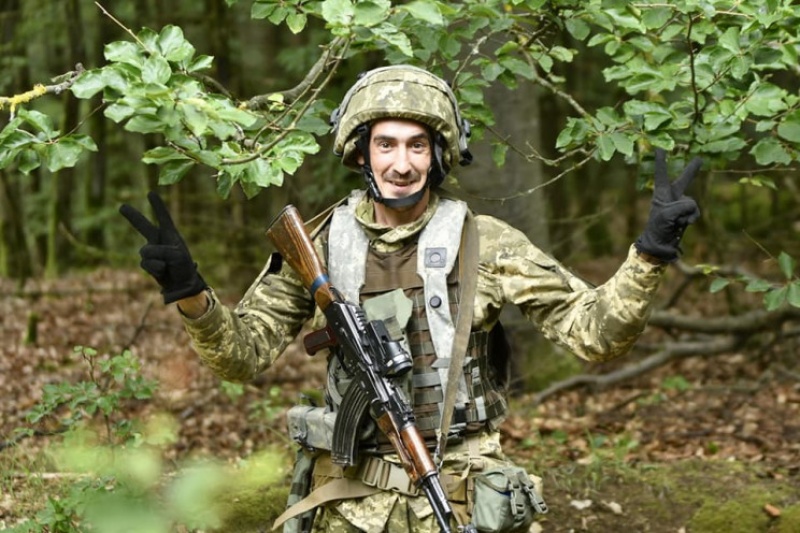 Військові бригади з Дніпропетровщини вчились нищити противника на базі армії США