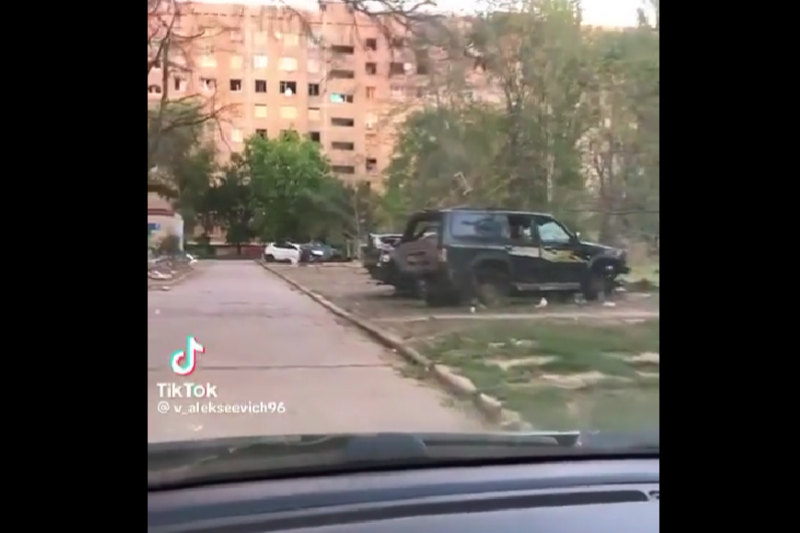 В Краматорске ВСУшники открыто мародёрят пустующие квартиры