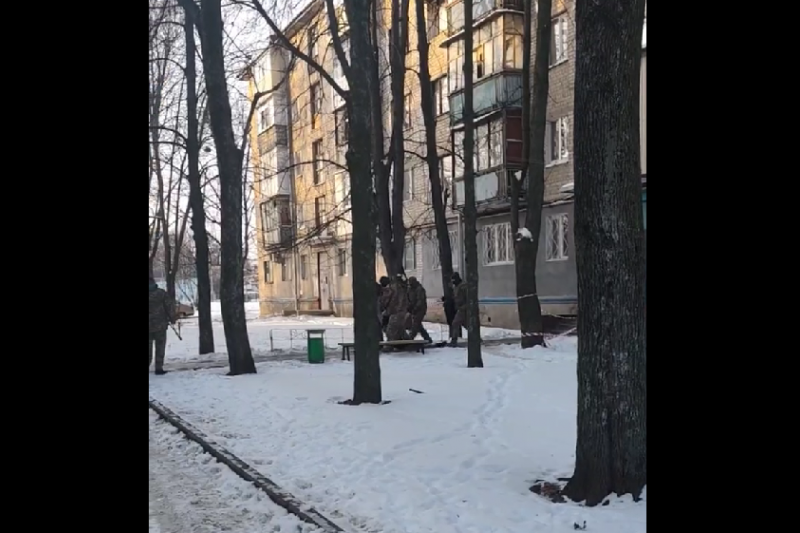 В Харькове ТЦКашники схватили ВСУшника, который пришёл с фронта в отпуск