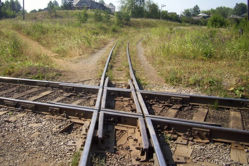 У Кривому Розі біля залізничних рейок знайшли тіло ветерана АТО без голови