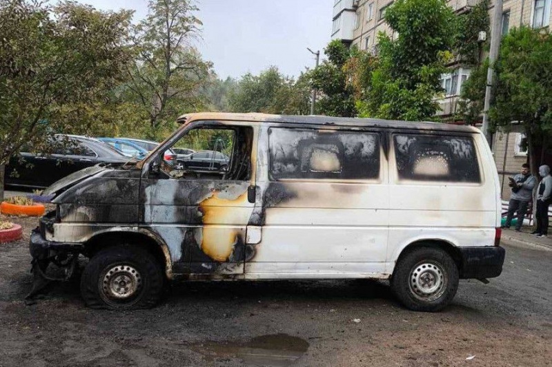 В Кривом Роге партизан сжёг авто запорожского волонтёра ВСУ