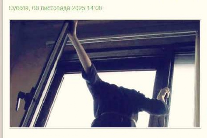 В Тернополе мужчина выпрыгнул из окна 5-го этажа ТЦКашного логова