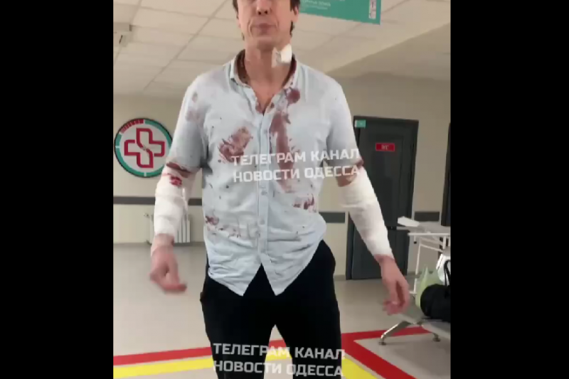 В Одесском ТЦК украинские активисты тоже режут вены