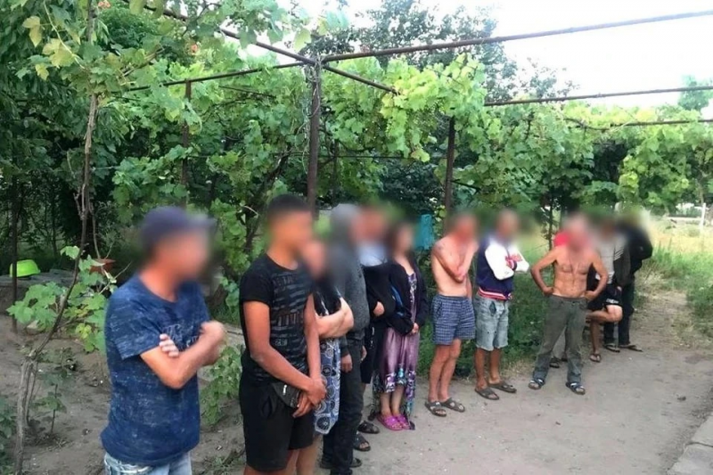 В украинском сельском хозяйстве процветает рабство. Один невольник стоит 7 тысяч долларов