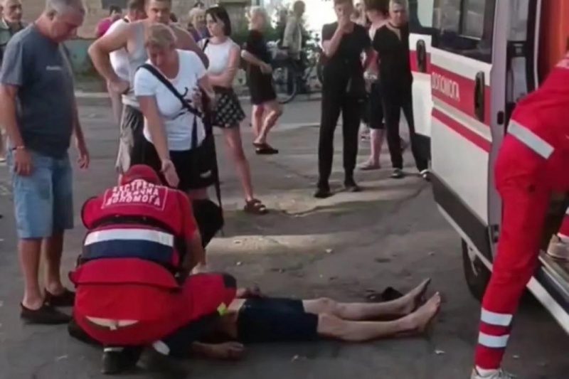 В Каменском Днепропетровской области ТЦКашники переехали мужчину