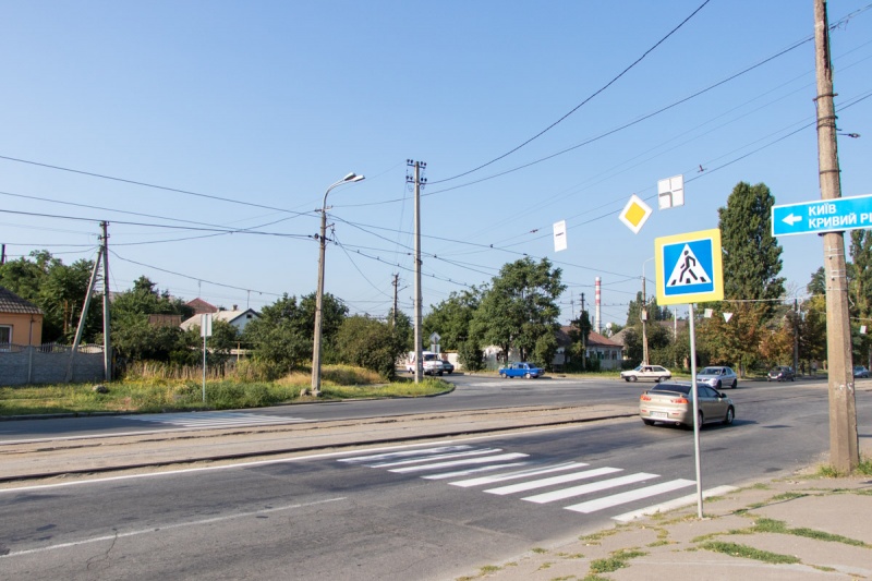 В Днепре пешеходный переход заминировали боевой гранатой с привязанной к ней леской