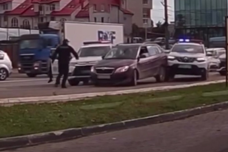 В Тернополе пьяный ТЦКашник устроил резонансное ДТП с последующей полицейской погоней