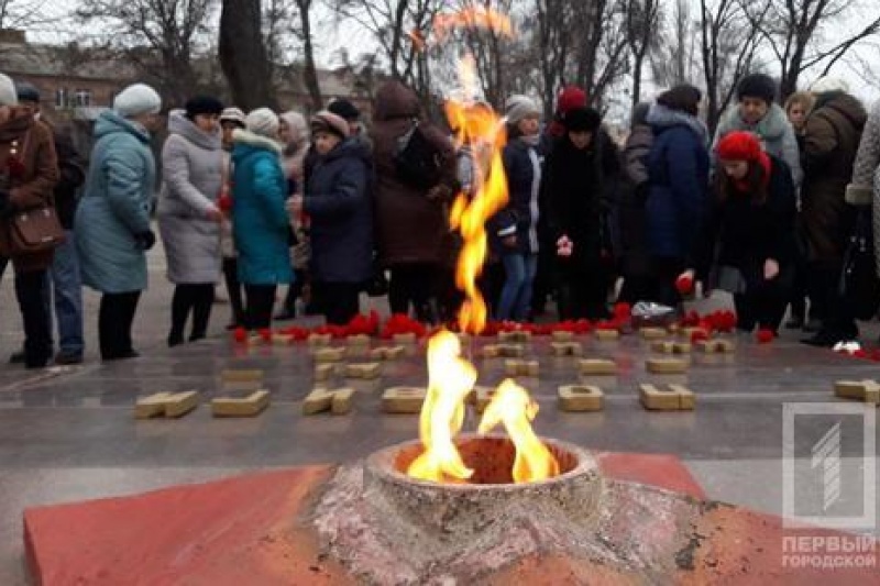 В Долгинцевском районе Кривого Рога состоялся митинг в честь 75-й годовщины освобождения города от нацистских захватчиков