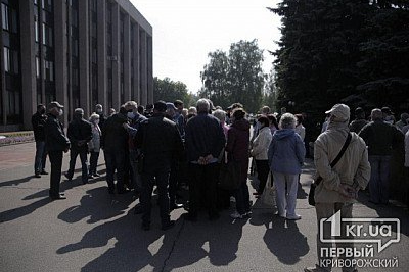 Верните льготы садоводам, - криворожане вышли на митинг перед исполкомом