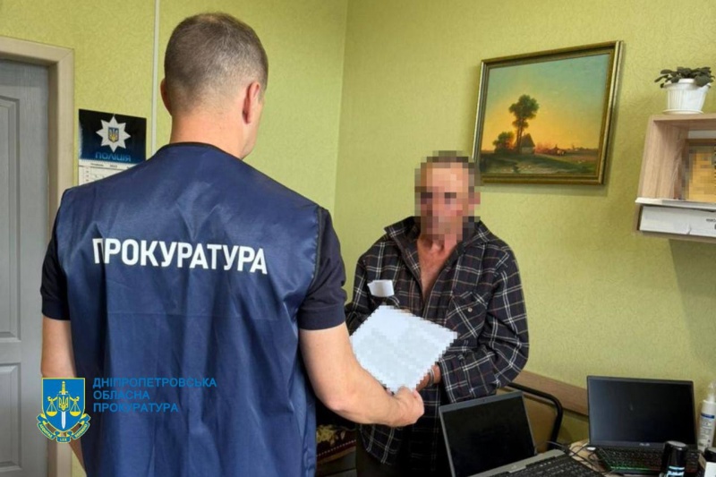 В Днепре мужчина метнул во двор соседей гранату – одна женщина погибла, трое ранены