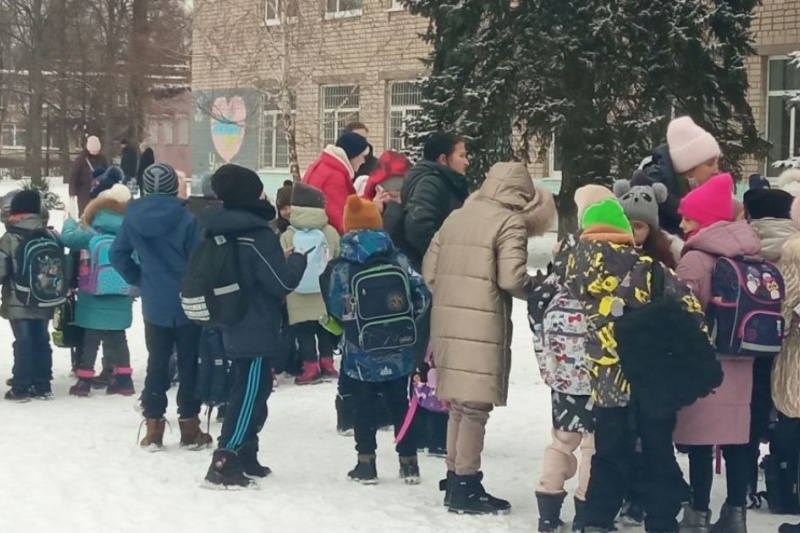 В Запорожье второй день подряд минируют все школы и колледж