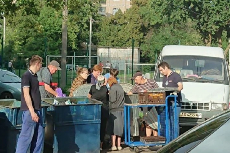 Просрочка продуктовая от просрочки политической для народа Украины