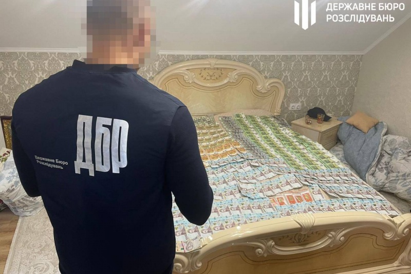 На Закарпатье задержали ТЦКашника, который за взятки освобождал уже отловленных мобилизантов