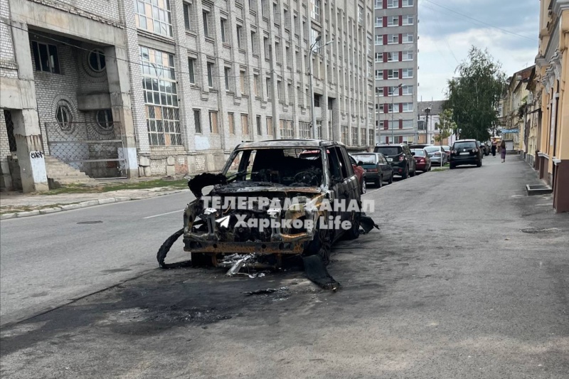 В Харькове партизаны сожгли очередное авто военного