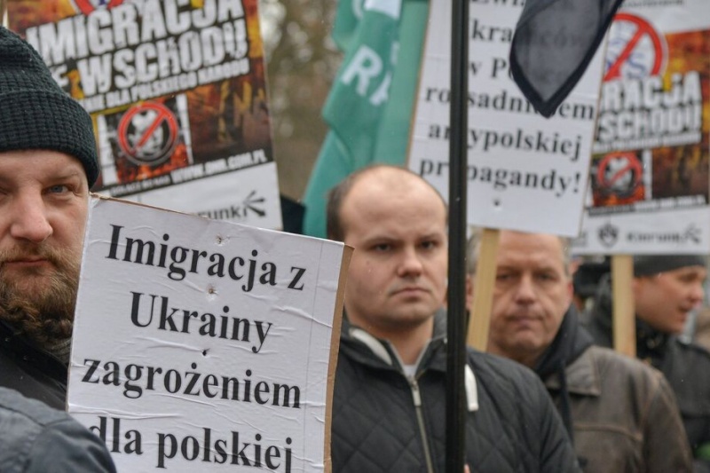 В Польше набирают популярность партии, выступающие против украинских беженцев