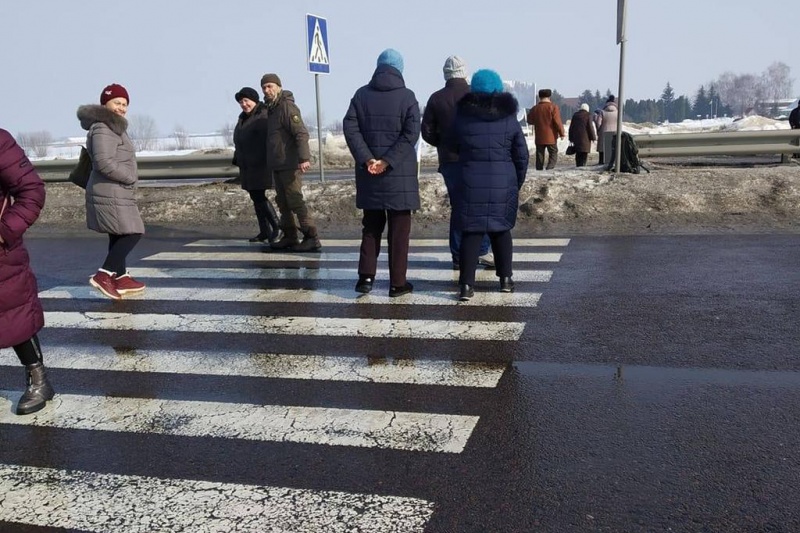 На Полтавщині мітингують проти тарифів: перекрили трасу