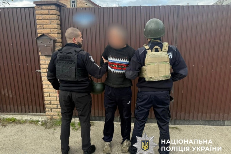 В Киеве на Софиевской Борщаговке местный житель расстрелял соседей из купленного у них автомата