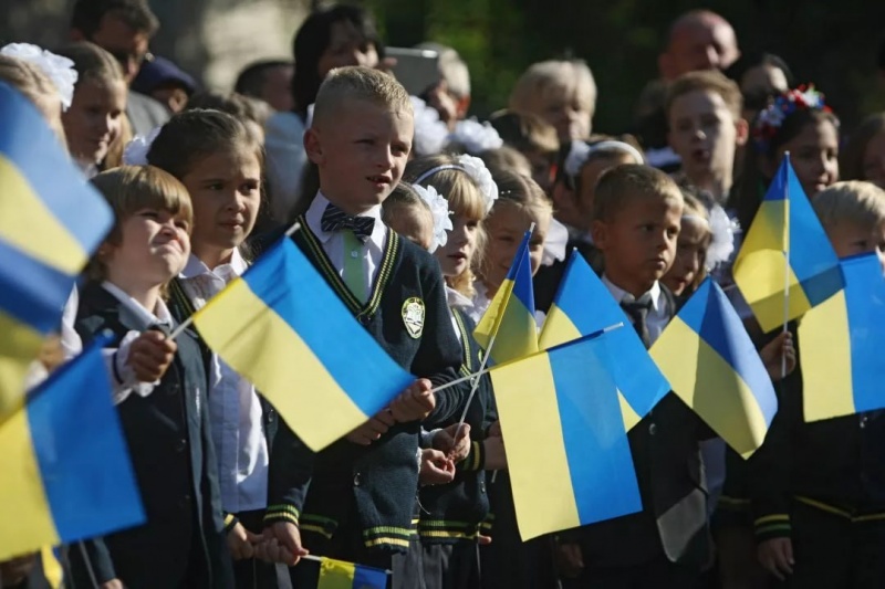 В Украине намереваются ввести полный запрет русского в школах