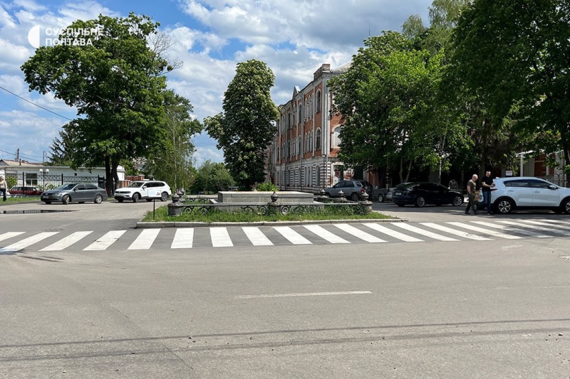 В Полтаве снесли второй памятник Петру Первому