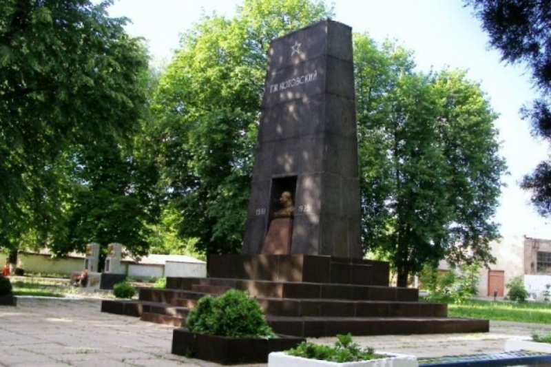 Власти Подольска Одесской области собираются снести усыпальницу Котовского