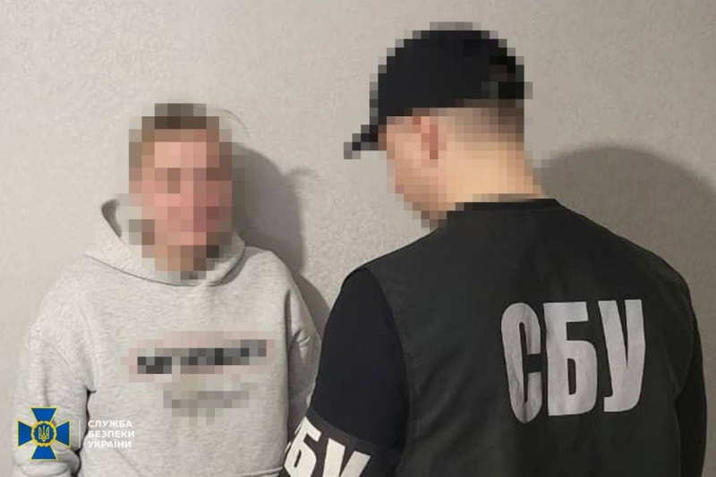 В Днепре СБУ задержала админа ТГ-канала за то, что она якобы сливала россиянам места расположения ВСУ