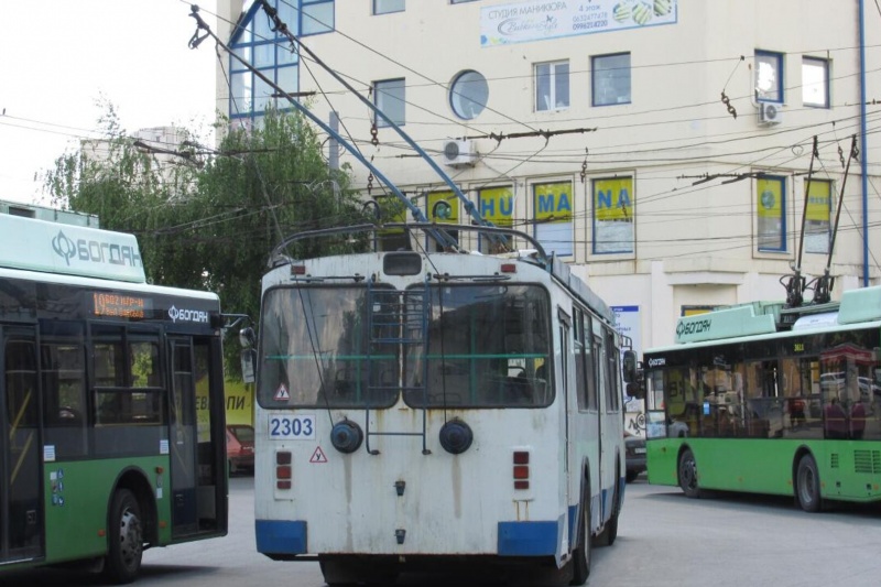 В Харькове заставляют увольняться и ехать в Тернополь водителей депо