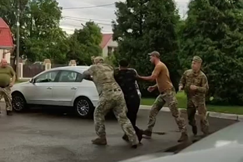 Мобилизация в Днепропетровске – беспредел ТЦКашников в отношении граждан