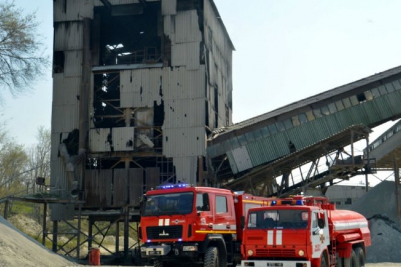 На Днепропетровщине горел щебеночный завод