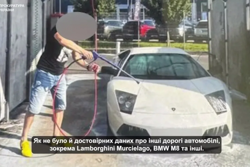 В Киеве бывший директор разворовал и сдал на металлолом завод «Буревестник»