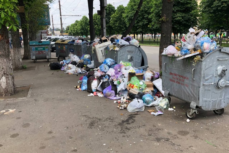 Жителі Макухівки перекриють дорогу для сміттєвозів з Полтави: влада ігнорує меморандум, який підписав Олександр Мамай