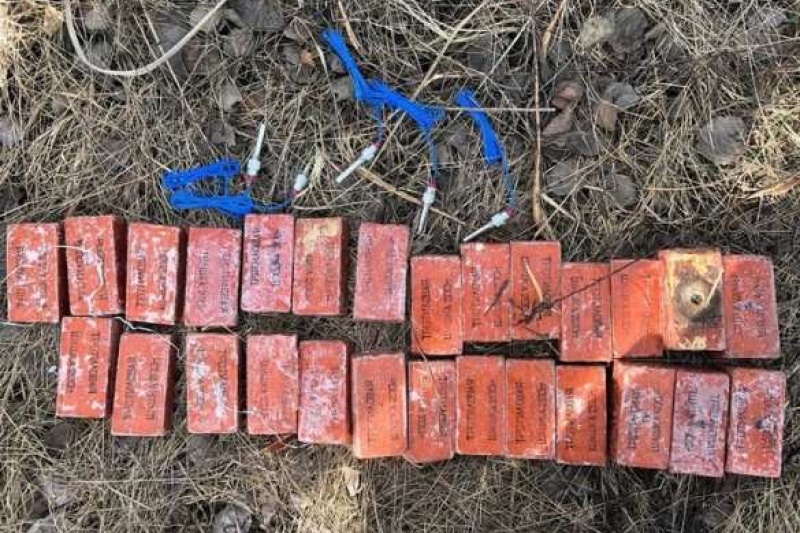 В Полтаве сержант ВСУ торговал взрывчаткой, отправляя её своим покупателям по почте