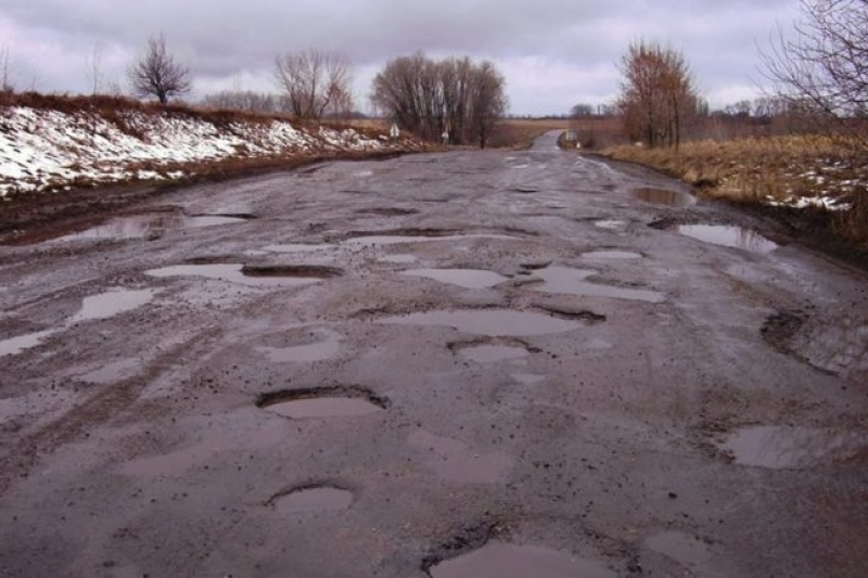 На Лубенщині обурені відсутністю доріг та автобусного сполучення