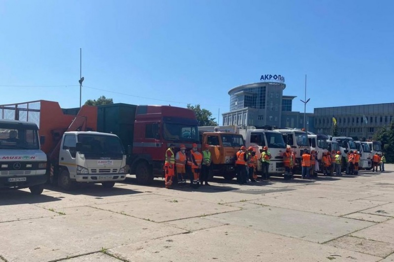 В Сумах снова митингуют мусорщики