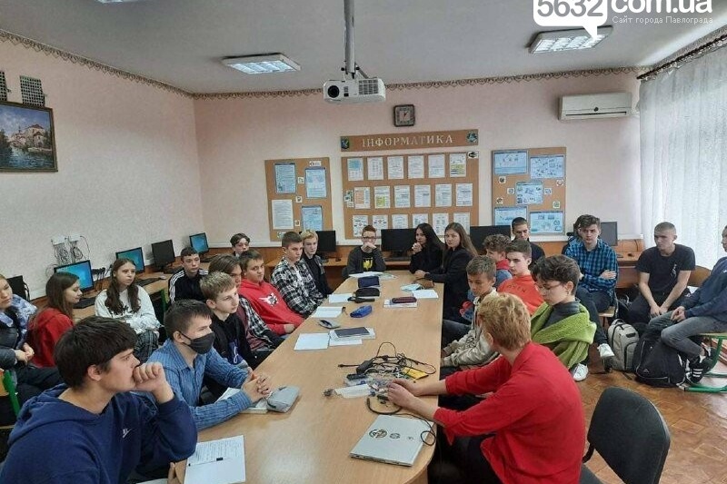 В Першотравенской школе №3 воплощают в жизнь образовательный проект Edumus