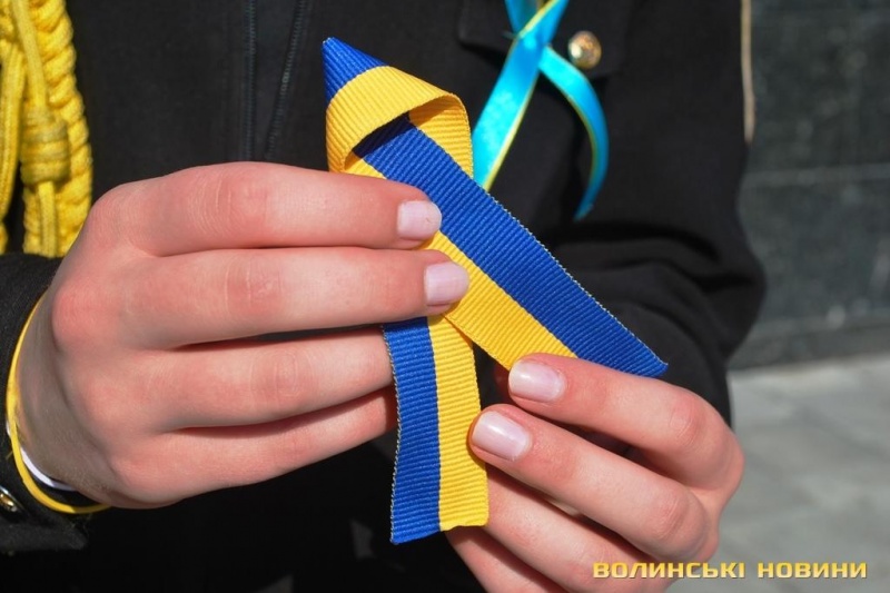 Львовяне превратили патриотизм в товар и не стыдятся наживаться на детях