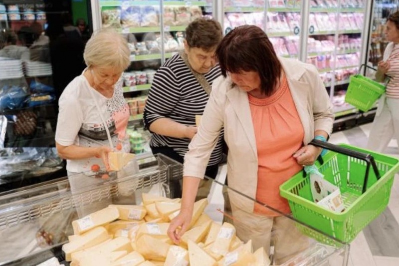 Киевлянам уже открыто советуют сделать запасы продуктов