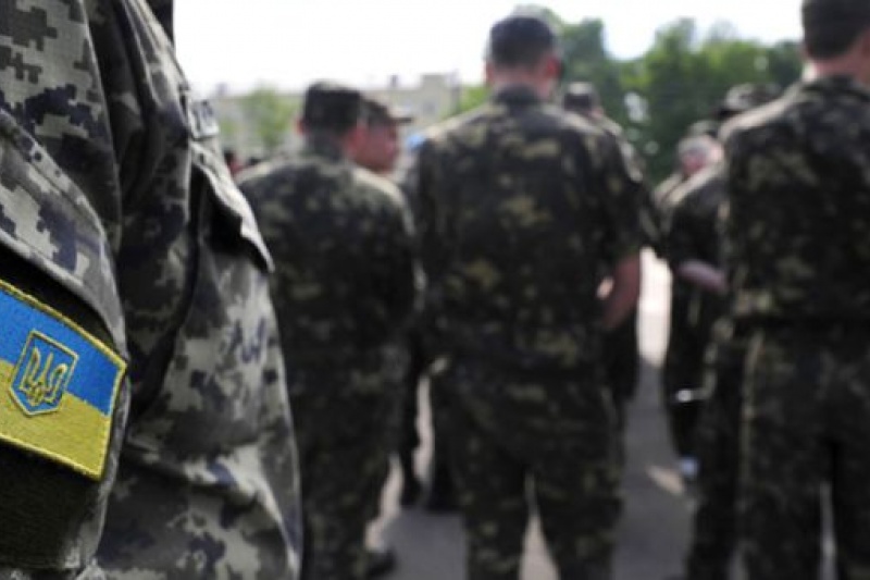 Во Львове трое мужчин напали на Яворовскую районную людоловню