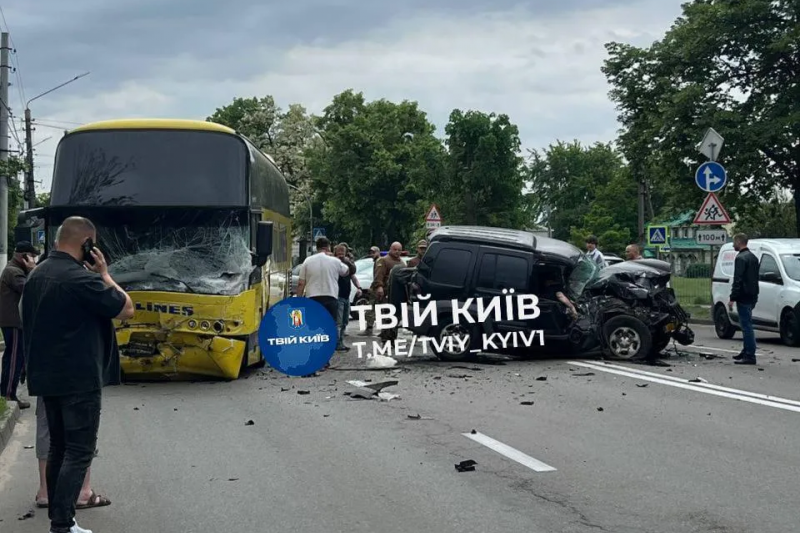 Под Киевом джип военных устроил смертельное ДТП