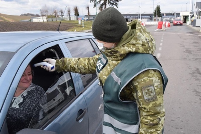 В Запорожье обустраивают блокпосты, - мэр