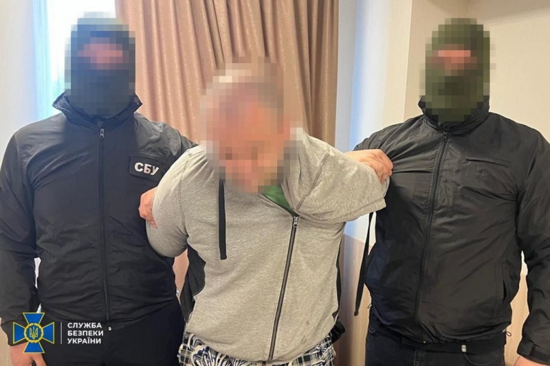Днепропетровские СБУшники задержали подпольщиков, намеревающихся подорвать здания и машины ТЦК