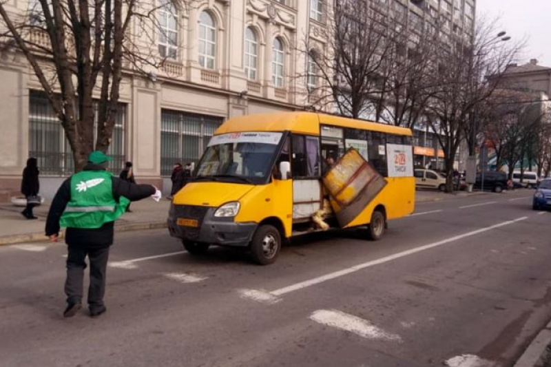 Маршрутчики против горсовета: в профсоюзе против кардинальной замены автобусов