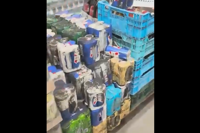 В Днепре в магазины завезли недогоревшие товары со сгоревших складов – будут сбывать по акции