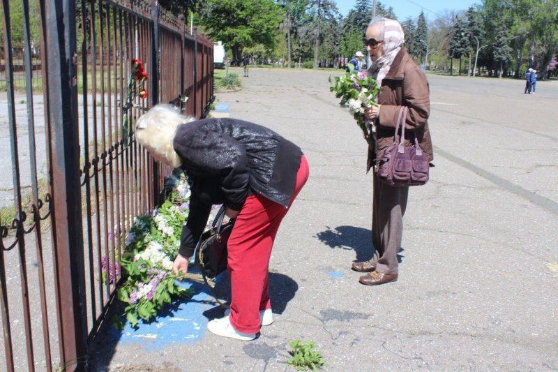 Одесса помнит. 11 лет со дня расправы над одесситами в Доме Профсоюзов