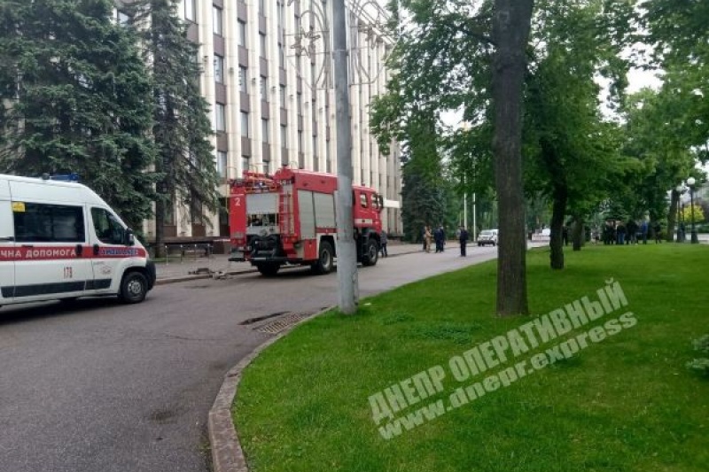 В Днепре "заминировали" здание облгосадминистрации: подробности