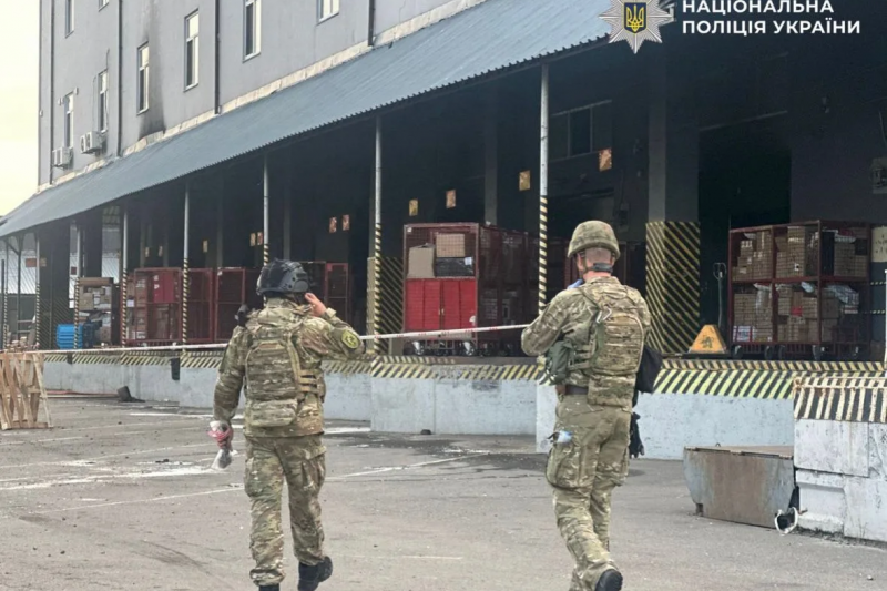 В Киеве во время досмотра взорвалась посылка – есть погибший и раненые